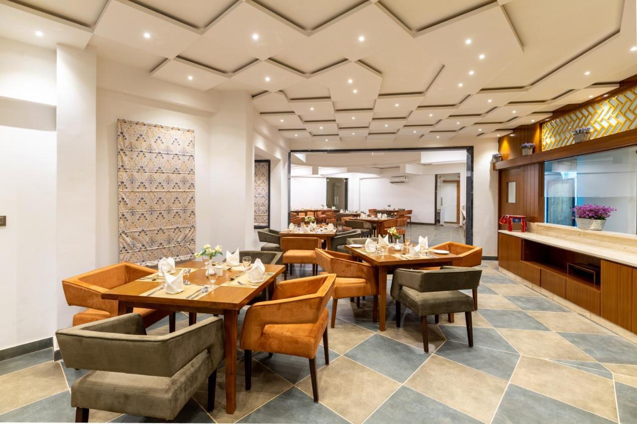 Traavista Aravali Mahal Otel Udaipur Dış mekan fotoğraf