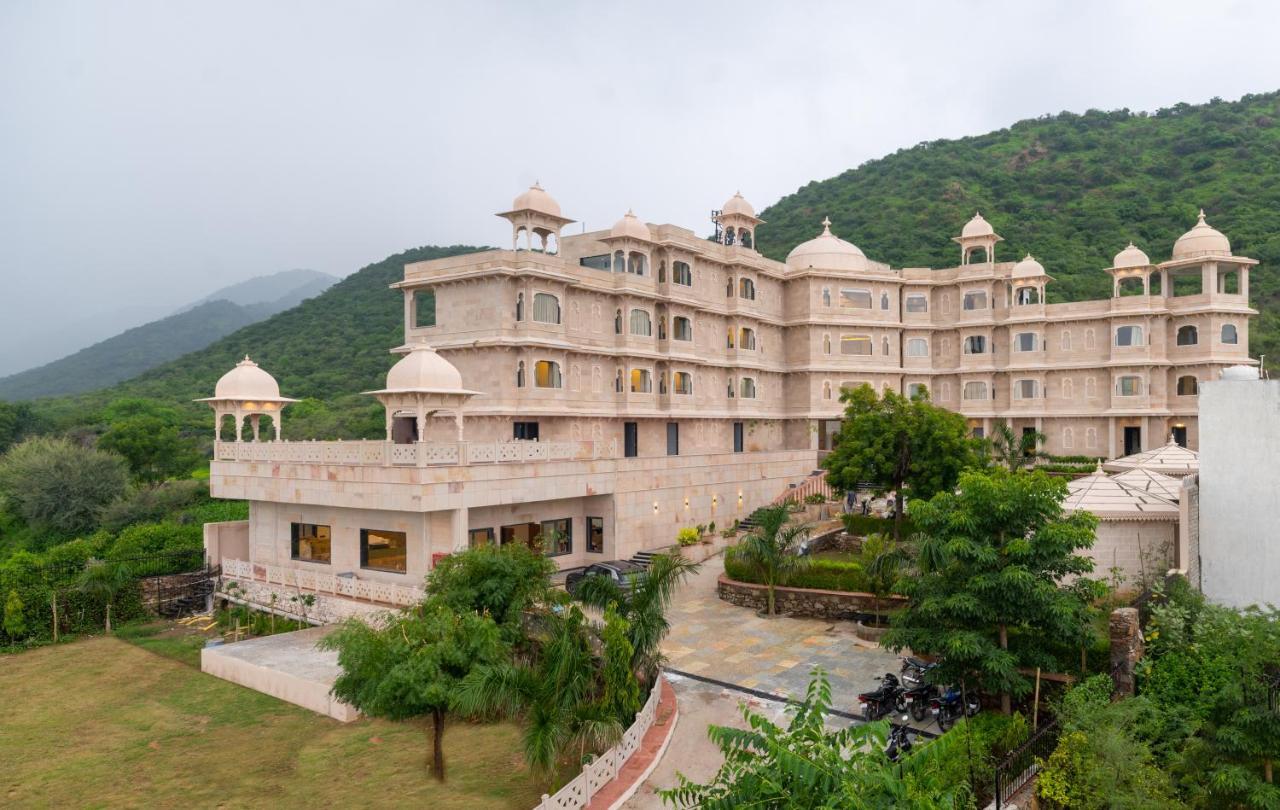 Traavista Aravali Mahal Otel Udaipur Dış mekan fotoğraf