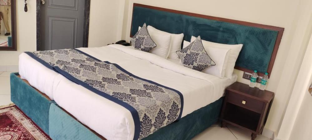 Traavista Aravali Mahal Otel Udaipur Dış mekan fotoğraf